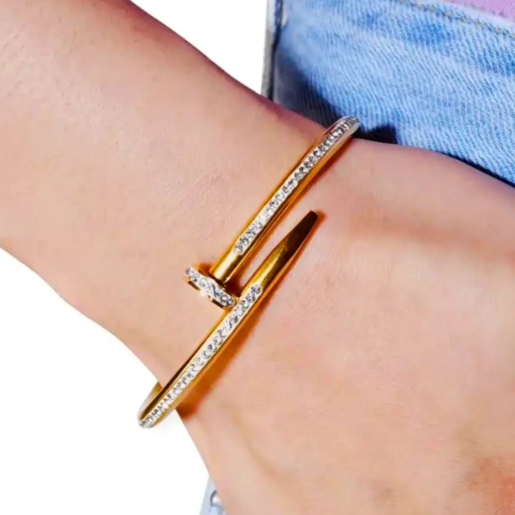 Nail Diamond Bracelet